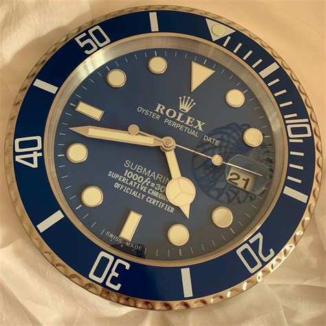 uhr optisch wie rolex|Rolex wanduhr original.